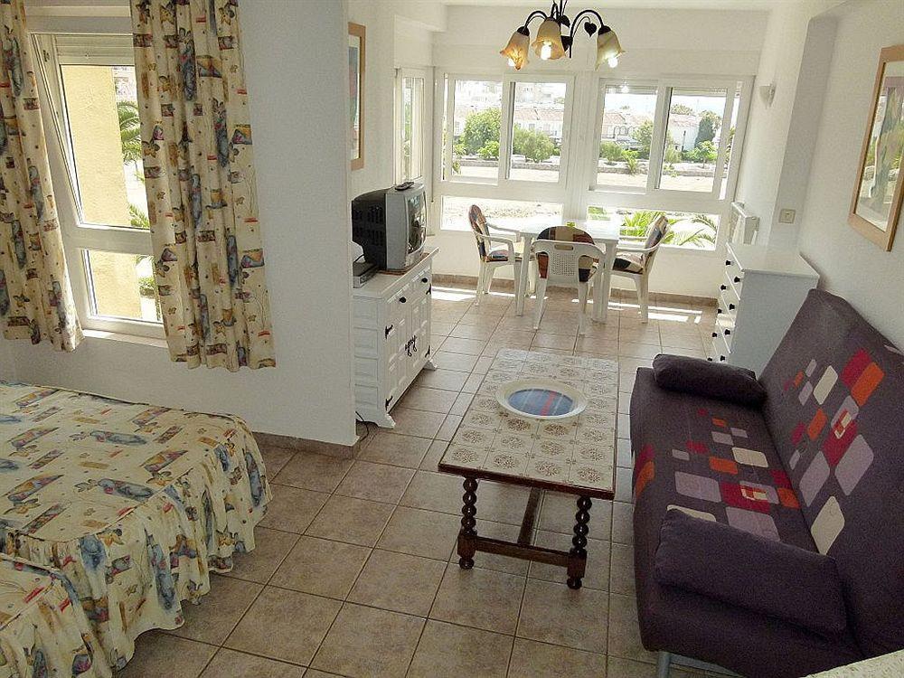 Apartamentos Intercentro Torrox-Costa Экстерьер фото