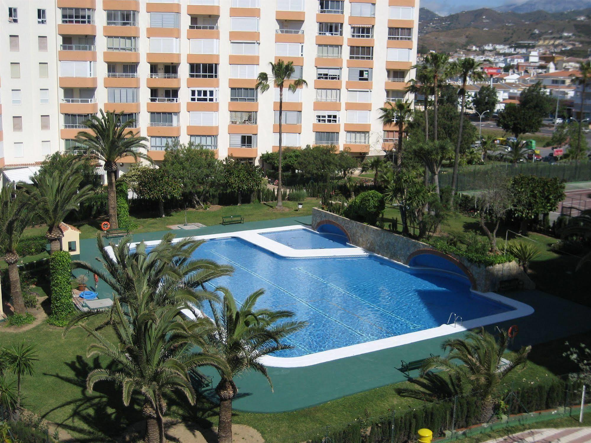 Apartamentos Intercentro Torrox-Costa Экстерьер фото