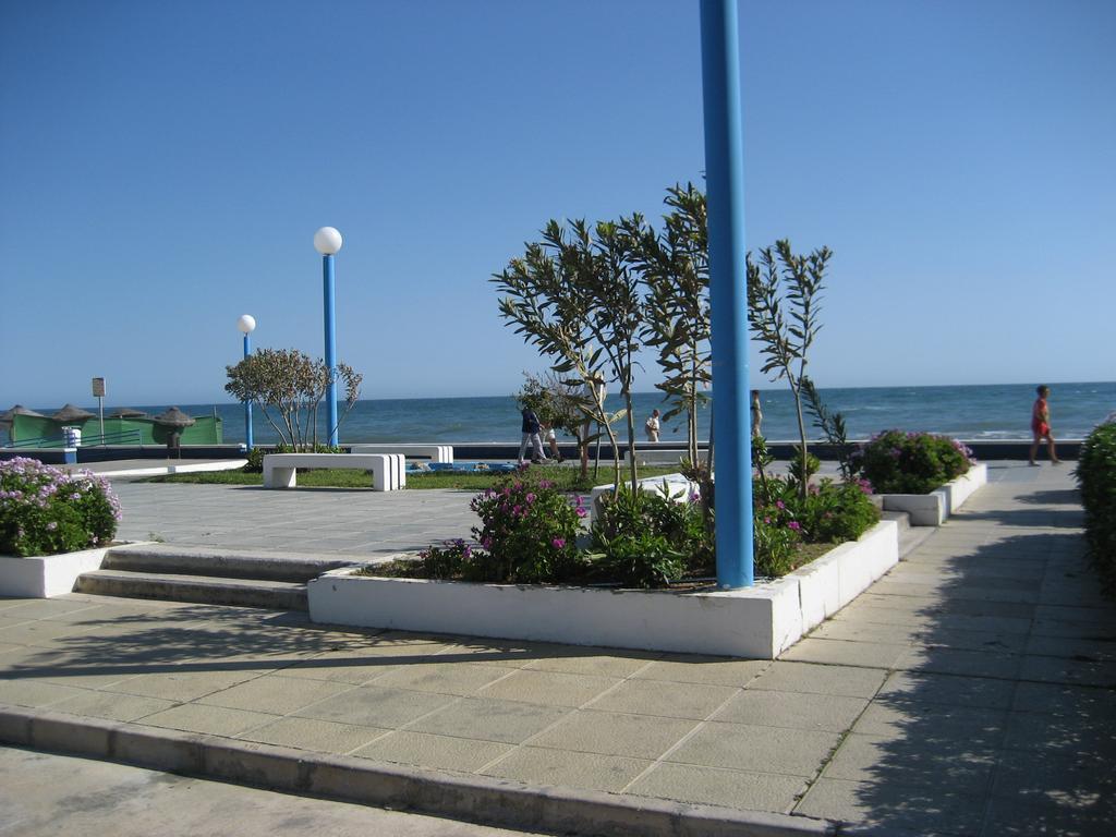 Apartamentos Intercentro Torrox-Costa Экстерьер фото